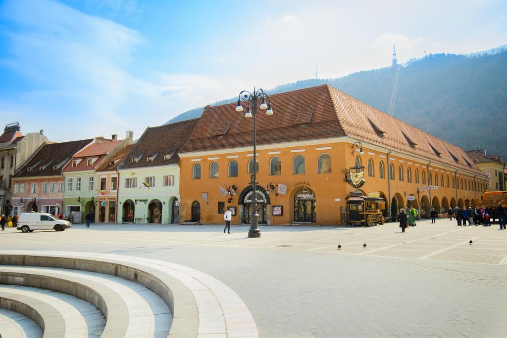 Residence Piata Sfatului Brașov Exterior foto
